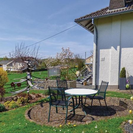 Cozy Apartment In Koerperich-Obersgegen With Wifi Korperich Exteriér fotografie