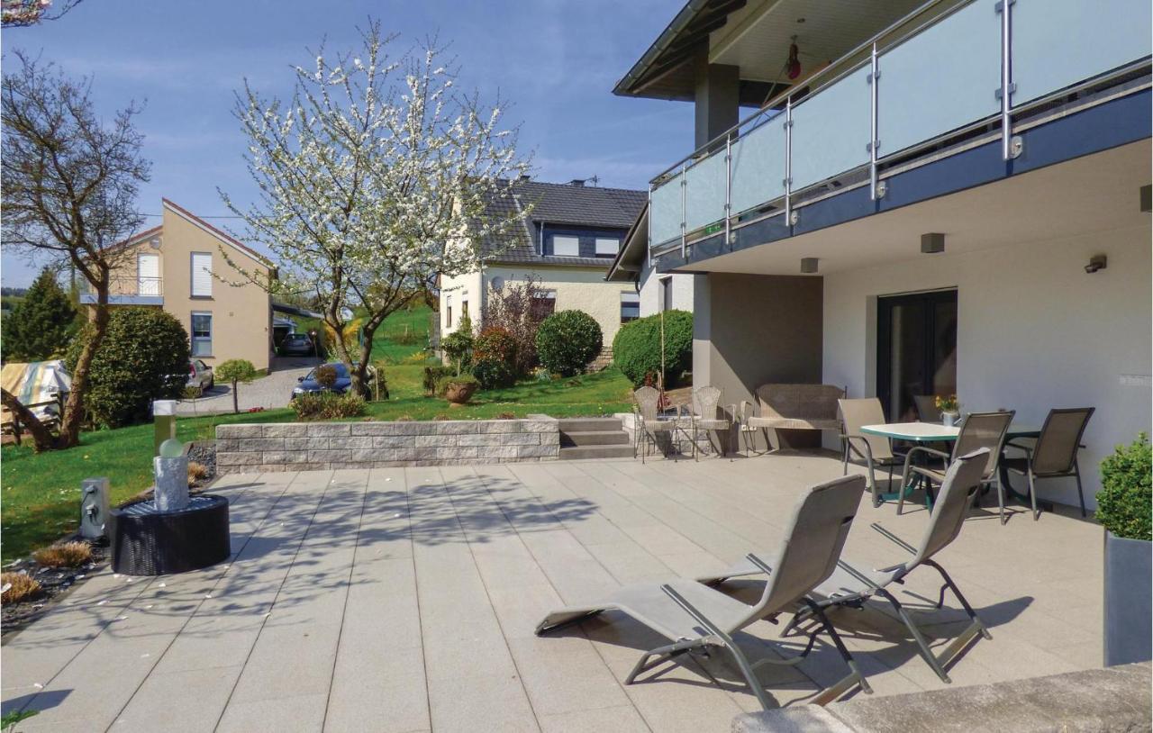 Cozy Apartment In Koerperich-Obersgegen With Wifi Korperich Exteriér fotografie